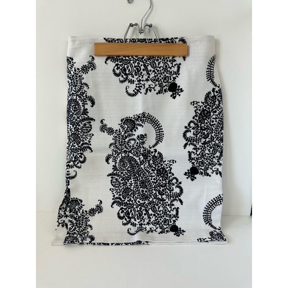 Loft Boot Skirt, Embroidered Paisely Floral Straight Pencil size 6x